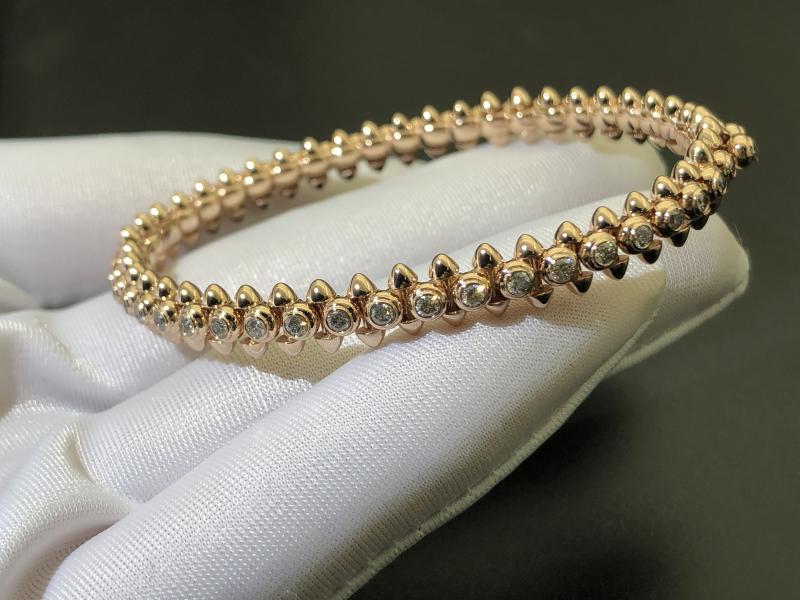 Bracelet, set with diamonds, 18K rose gold