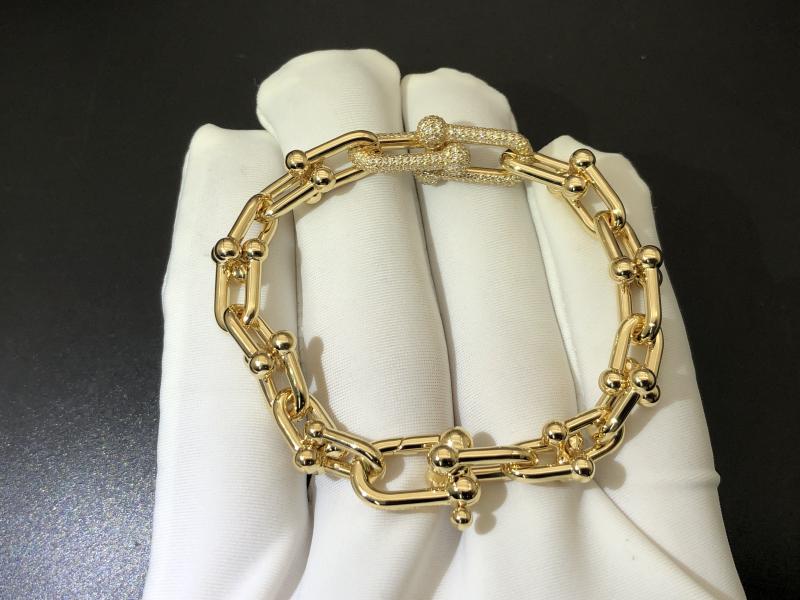 Chain Link Bracelet 18K Gold with Diamonds, Medium