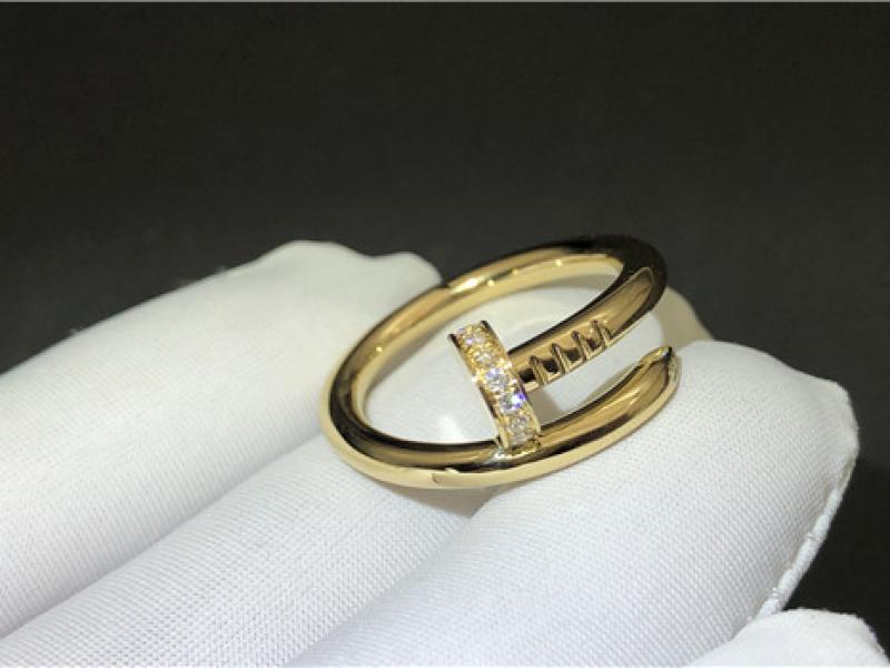 Custom Juste UN Clou Ring in 18K gold