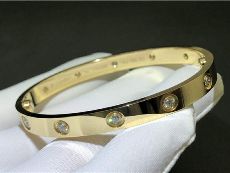 Custom LOVE bracelet with 10 diamonds and 18K gold