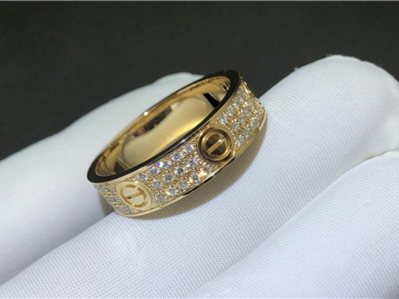 Custom LOVE ring with diamond and 18K gold