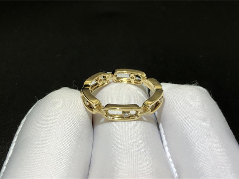 Gold diamond ring with many rings